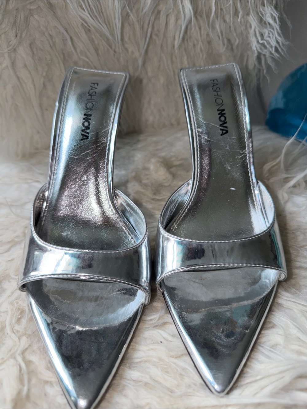 Fashion Nova Silver Metallic Pointed Toe Slide Heels - Picture 6 of 6